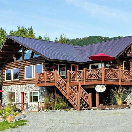 Juneberry Lodge Хоумър Екстериор снимка