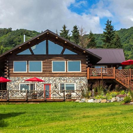 Juneberry Lodge Хоумър Екстериор снимка