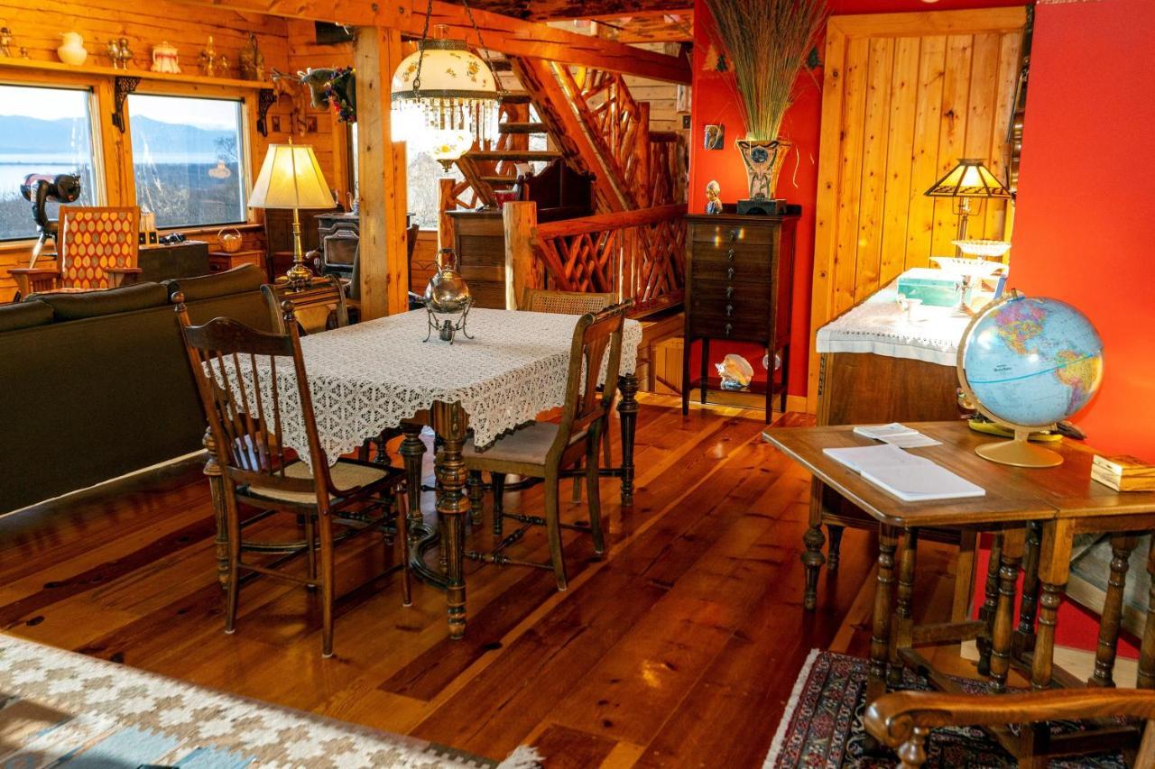 Juneberry Lodge Хоумър Екстериор снимка