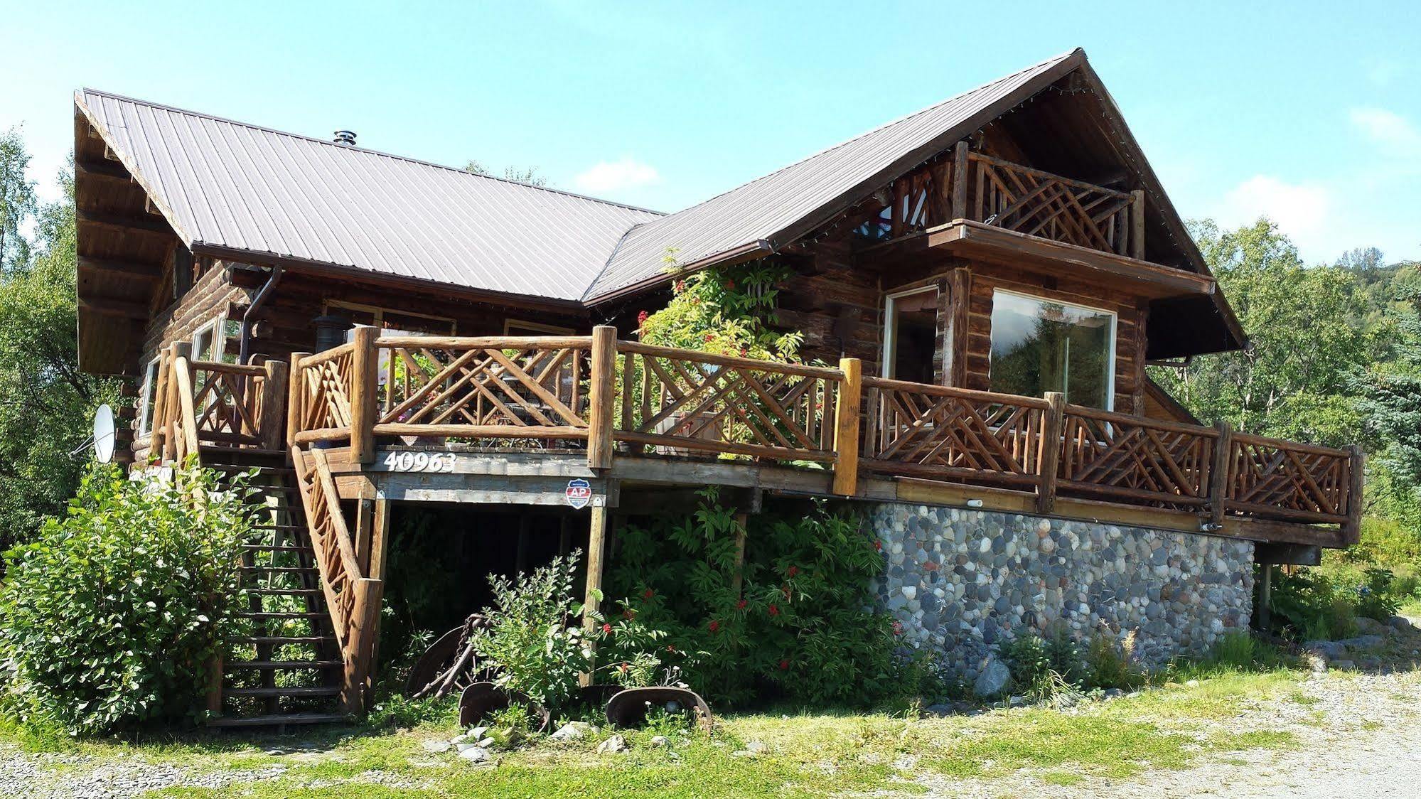 Juneberry Lodge Хоумър Екстериор снимка